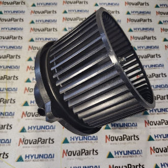 11N6-90700 Мотор отопителя (2)