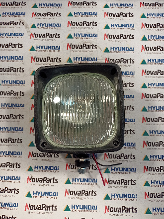 21N6-20211C  21N6-20210C  21N6-20240C  21N6-20250C Фара рабочего оборудования(1)