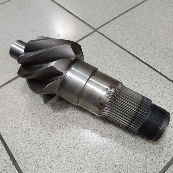 K9008007 Гипоидная пара переднего моста ( по часовой ) (3)