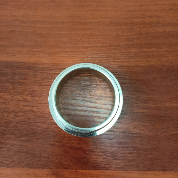 41L7-10050  41LF-10090 Втулка3