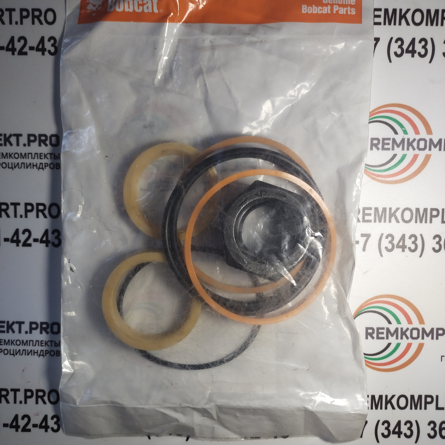 7135547  6804604  6816325 Ремкомплект гидроцилиндра (2)