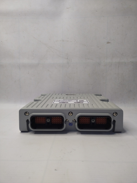 21Q8-32130C (3)