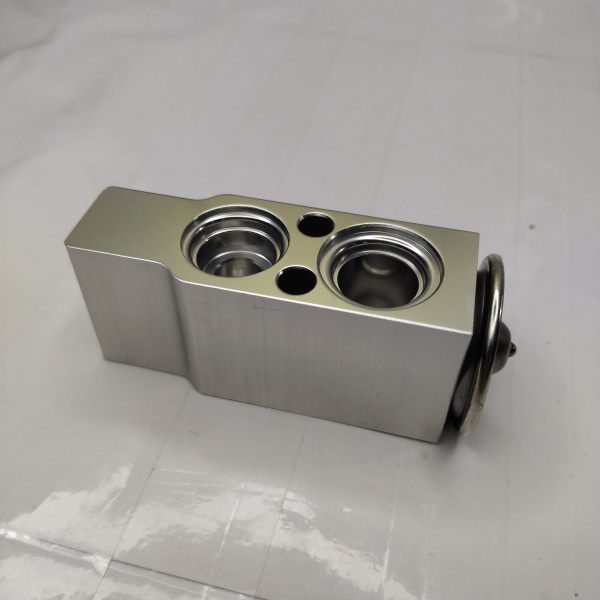 11Q6-90550H CHINA HENVO (1)