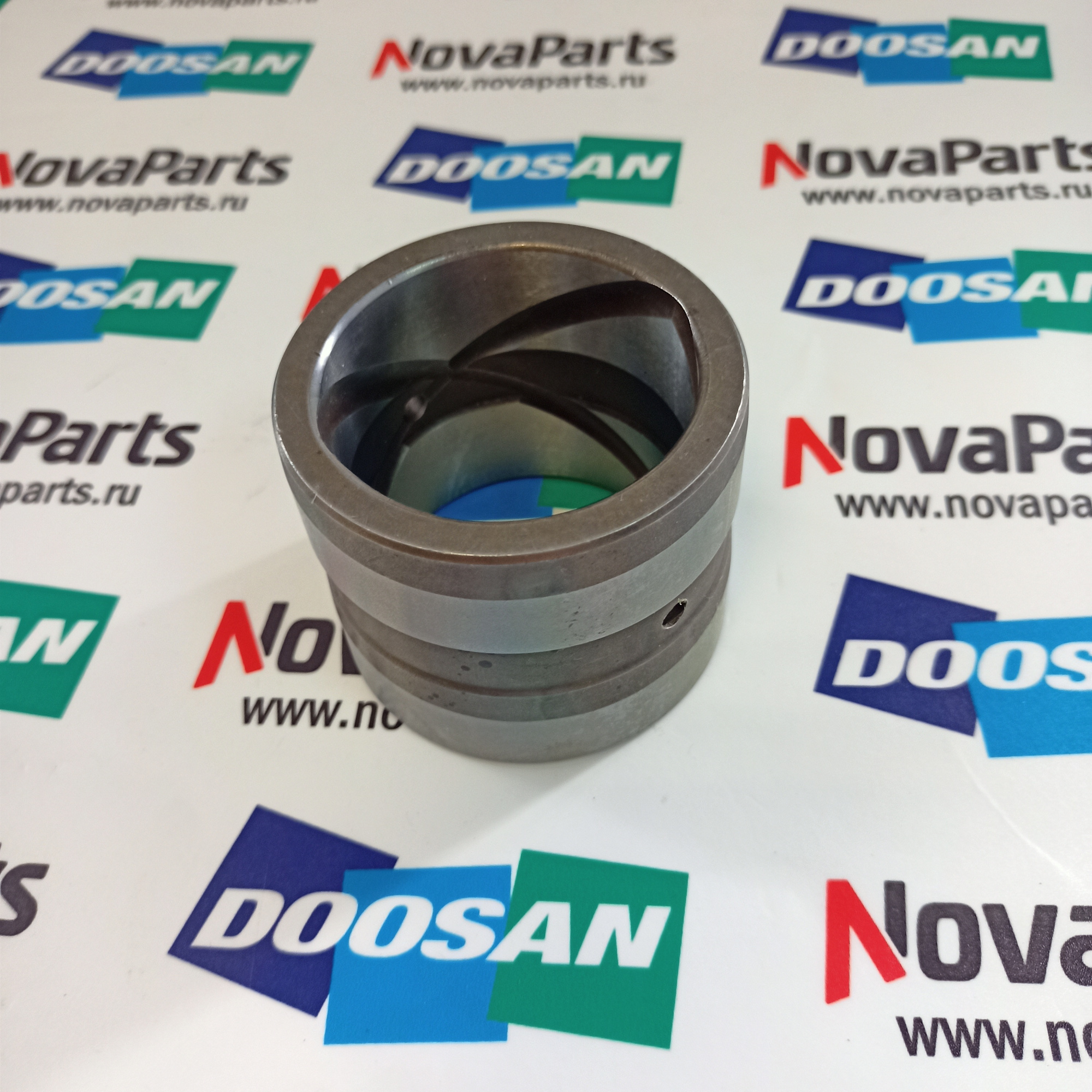 1040-93551  14517950 Втулка