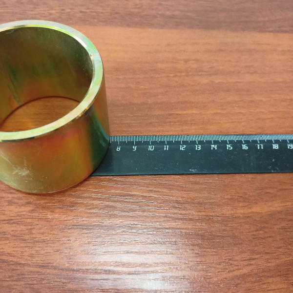 41L7-10040 Втулка3