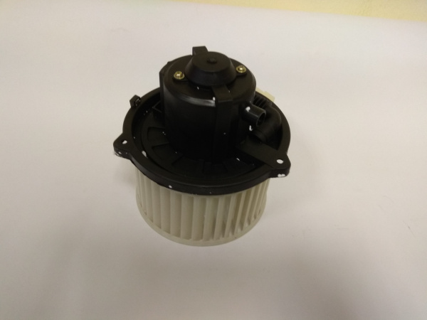 otopitelya-motor-hyundai-11n6-90700