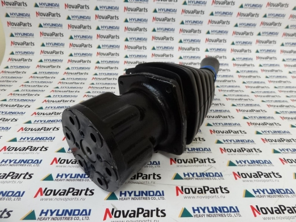 pravyj-dzhojstik-31n8-24210